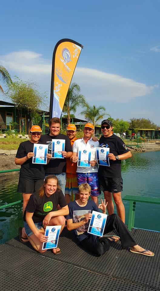rescue-divers-2016-10-16.jpg